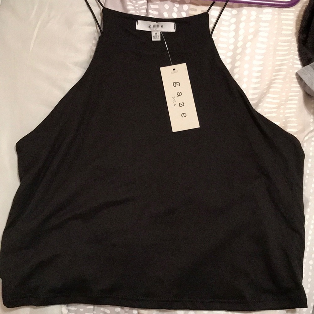 Gaze Medium Black Top.